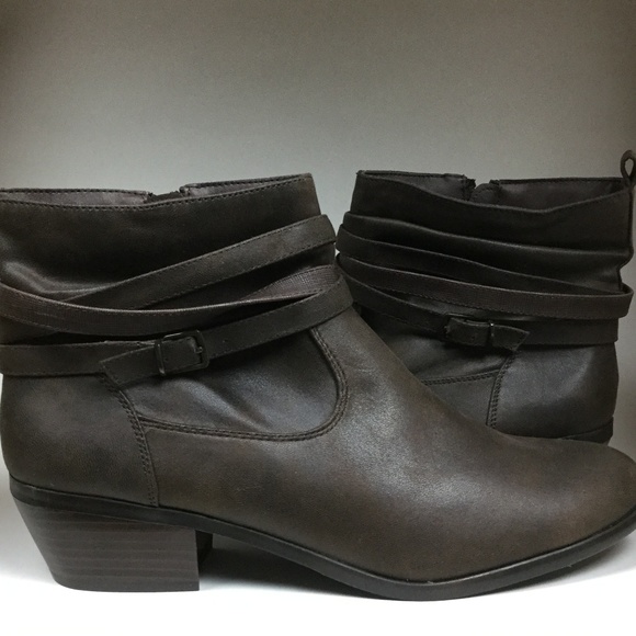 Kim Rogers Shoes - Kim Rogers Pamila Ankle Booties brown 11